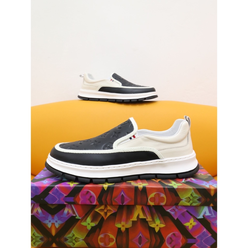 G*u*i casual shoes